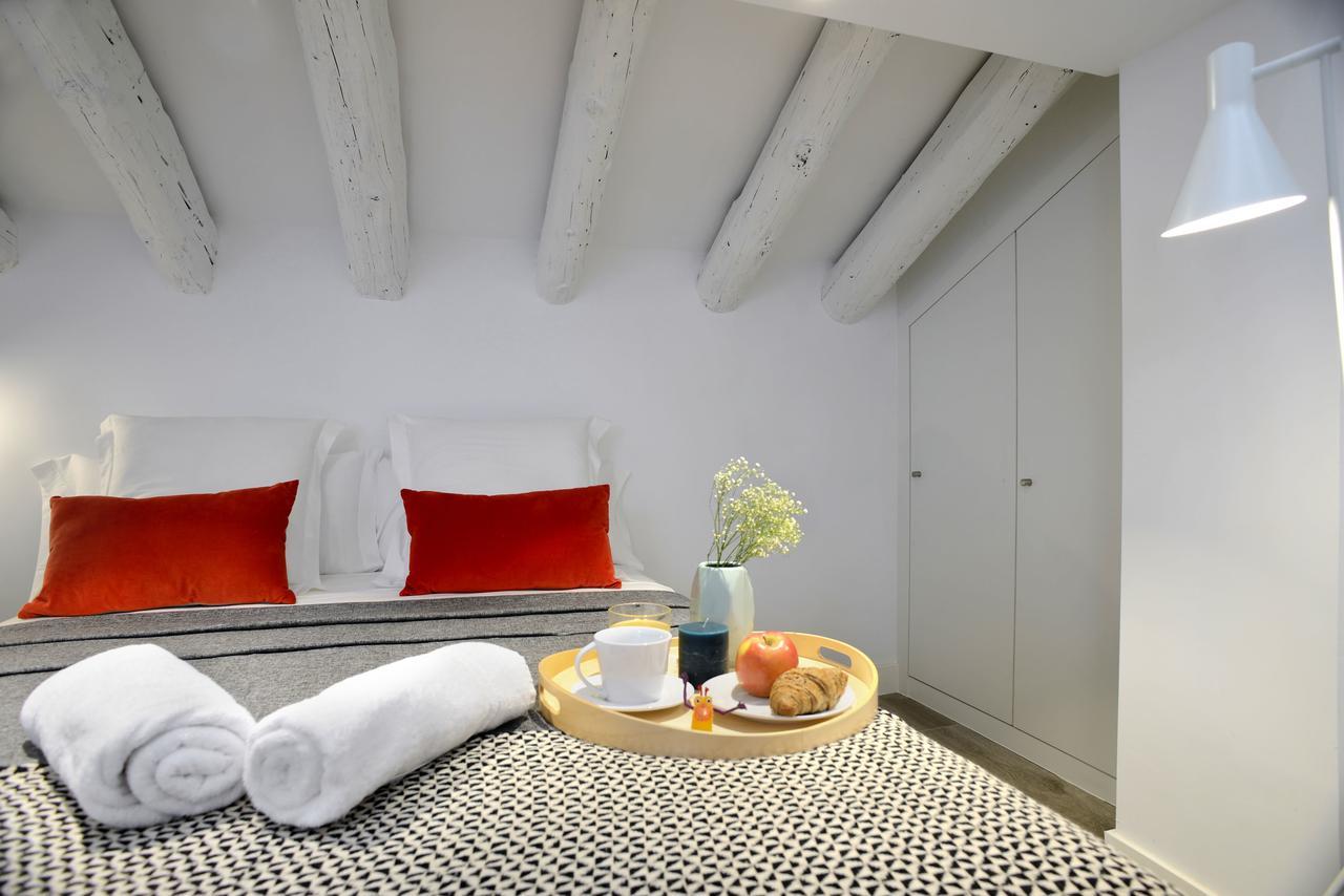 Nqn Aparts & Suites Madrid Exteriör bild