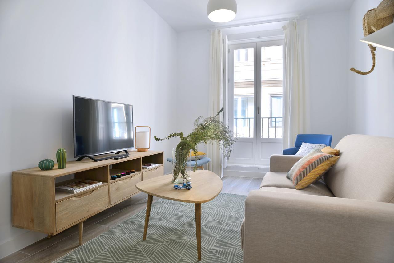 Nqn Aparts & Suites Madrid Exteriör bild