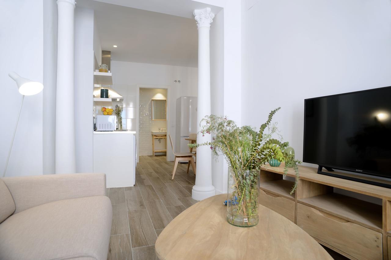 Nqn Aparts & Suites Madrid Exteriör bild