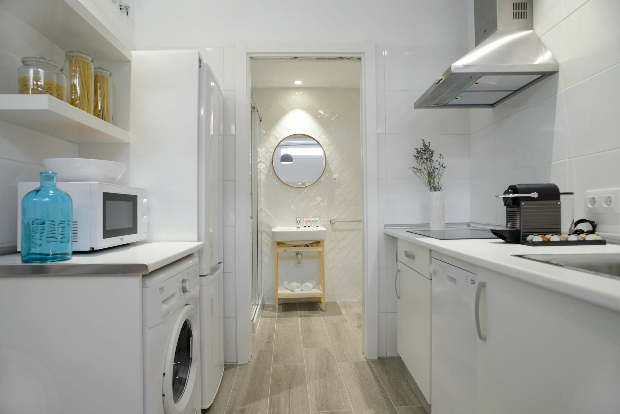 Nqn Aparts & Suites Madrid Exteriör bild